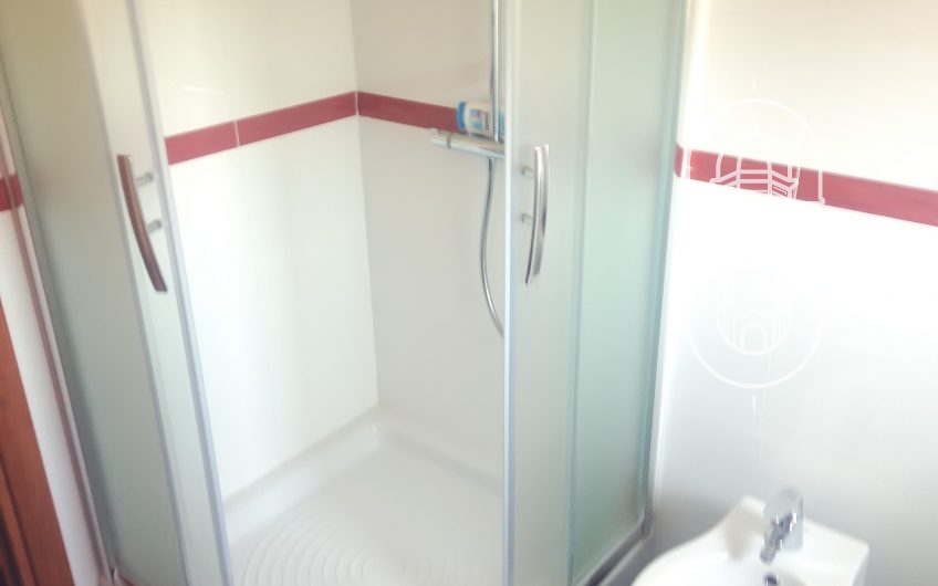 Dvoetažni stan u centru Trsata